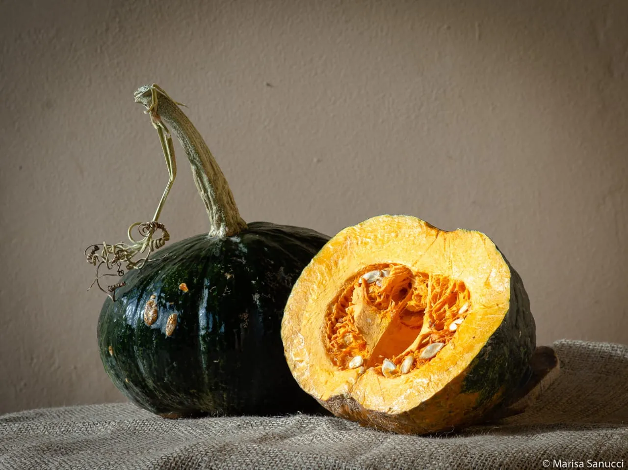 ZAPALLO CABUTIA X MITAD de 1.5 kg ORGANICO PUENTE BLANCO